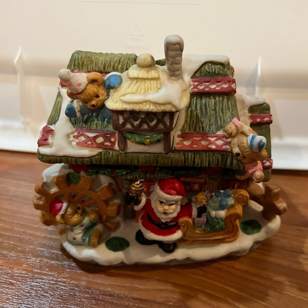 Vintage Christmas Candle Holder - Picture 13 of 14